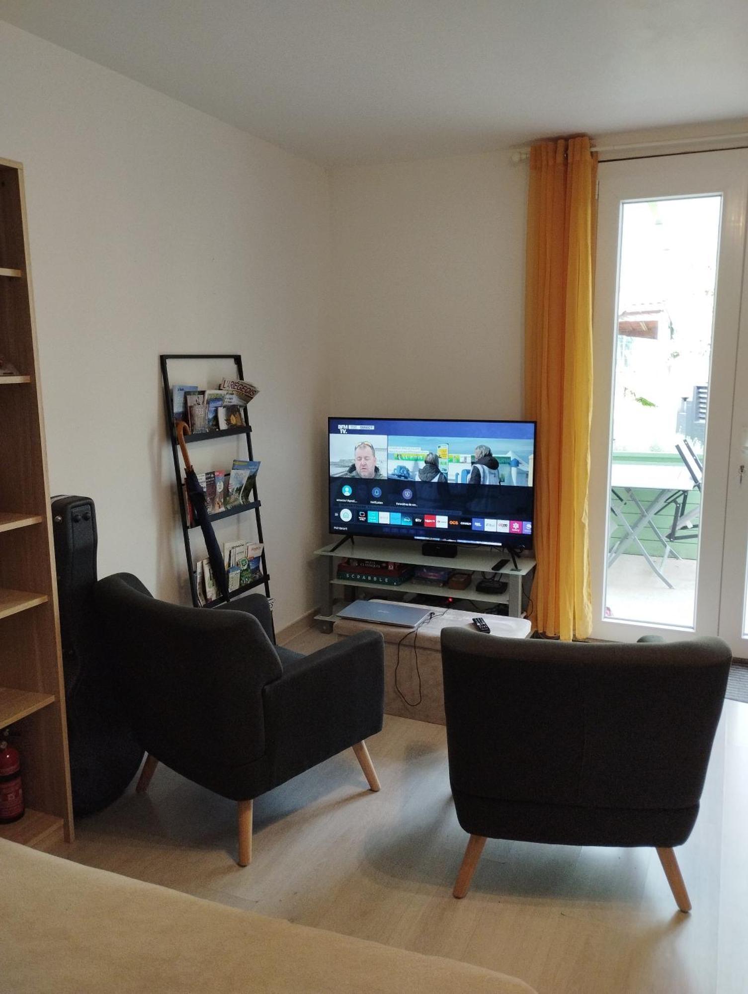 Appartamento Le Petit Nid Montgaillard  Esterno foto